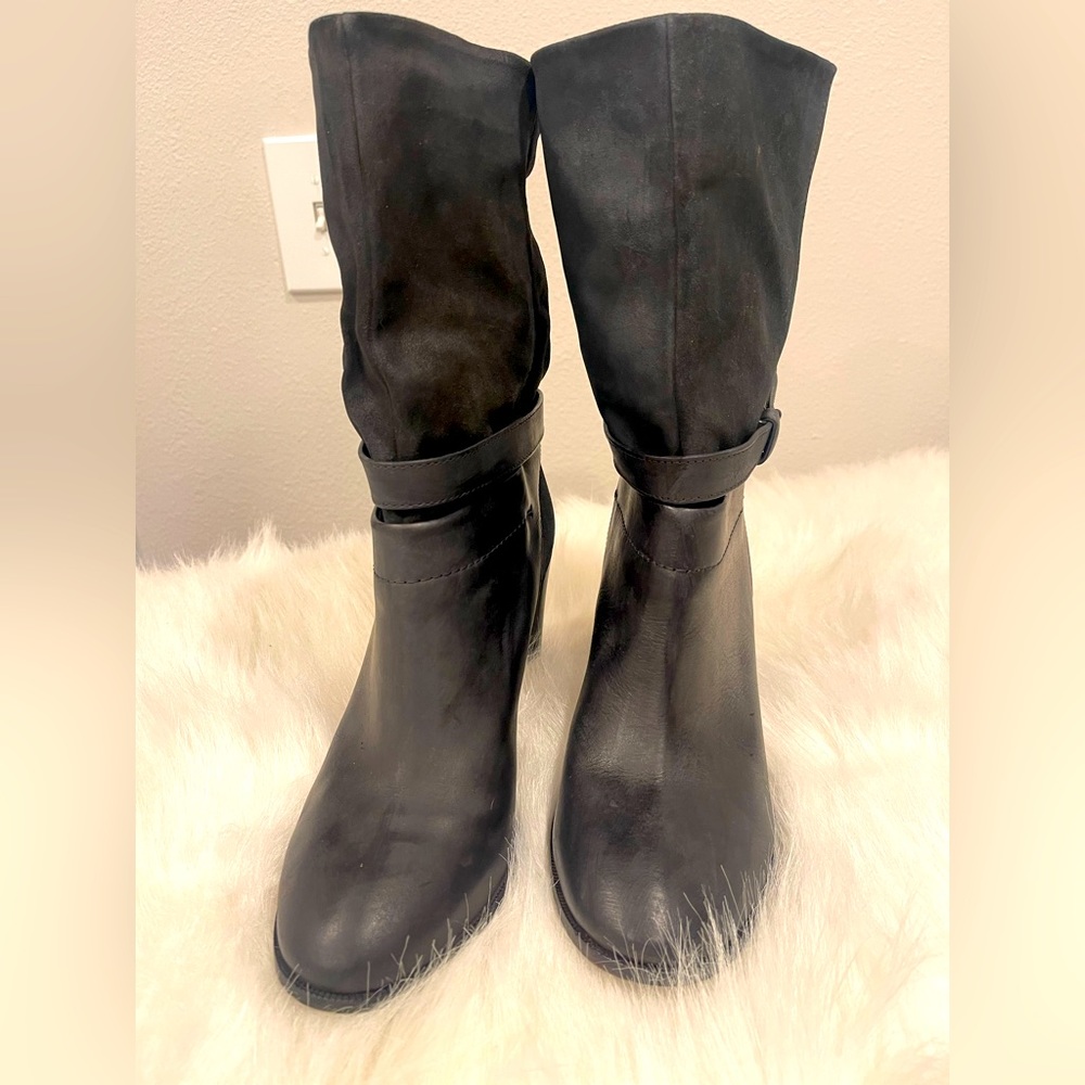 VINCE CAMUTO SUEDE AND LEATHER MID HEIGHT BOOTS SIZE 9